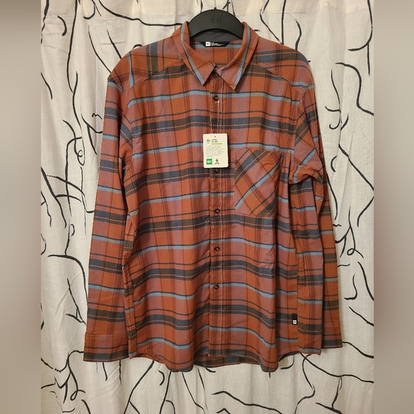 MEC Plaid Button-down Shirt - Picture 1 of 4